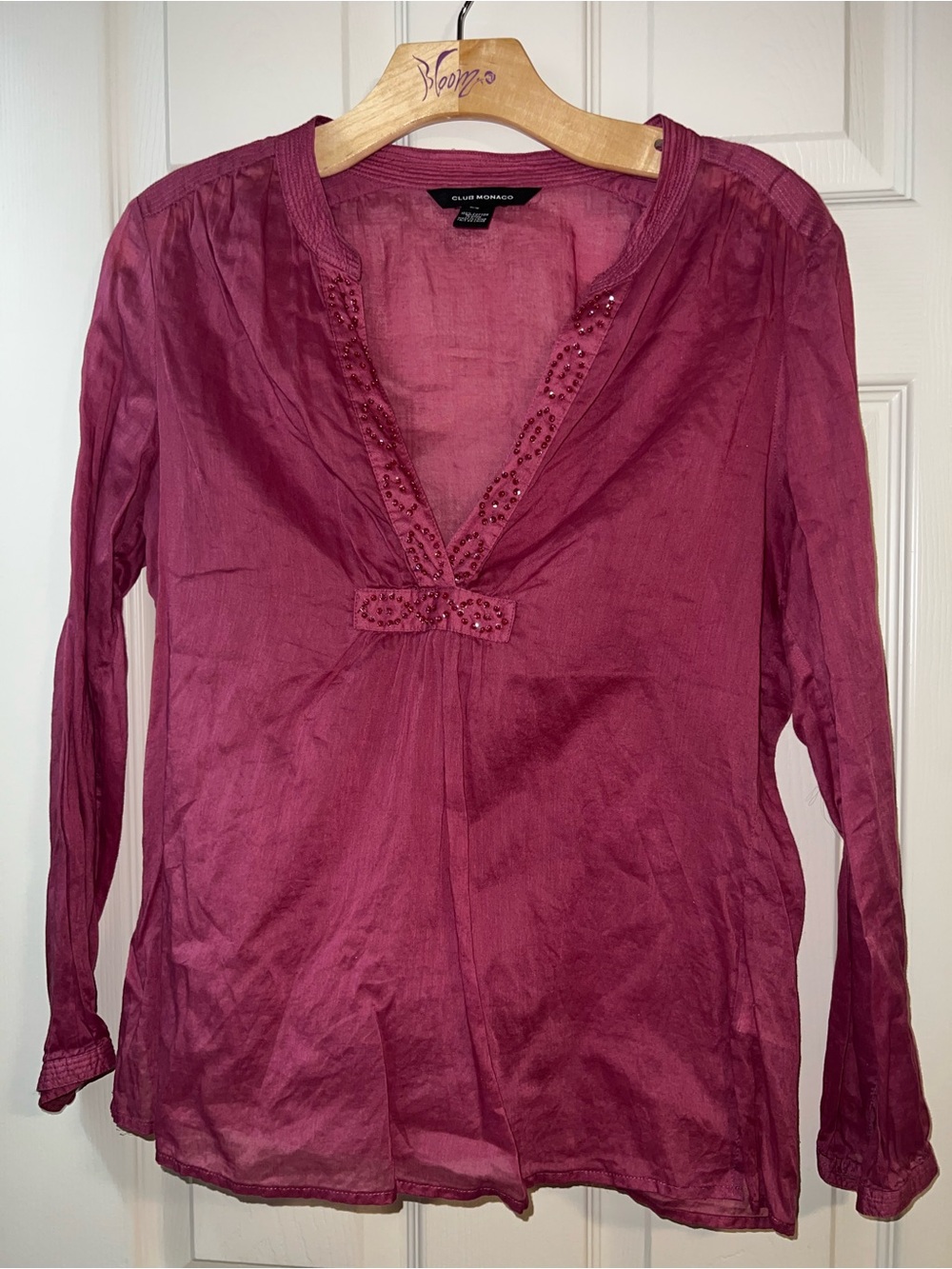 Club Monaco Women's Wine Red Long-Sleeve V-Neck Blouse